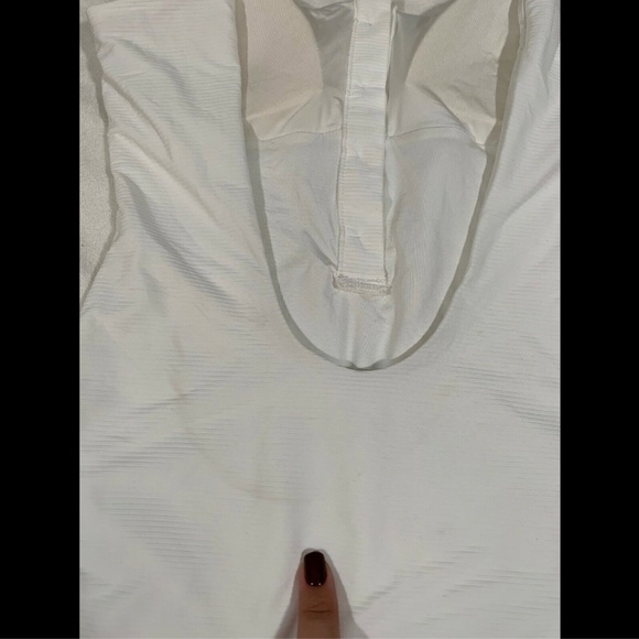 NWD $195 Onia Sandra Ribbed One-Piece Swimsuit in White [SZ XS‎ ] - Picture 7 of 8